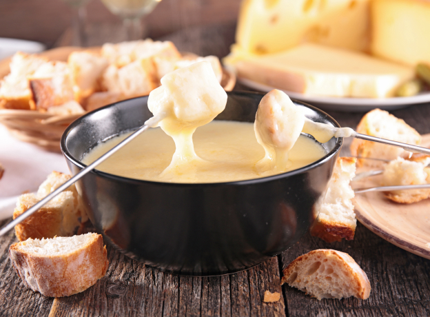Fondue savoyarde à savourer au restaurant Savoyard Ô Chalet Meaux, Seine et Marne 77